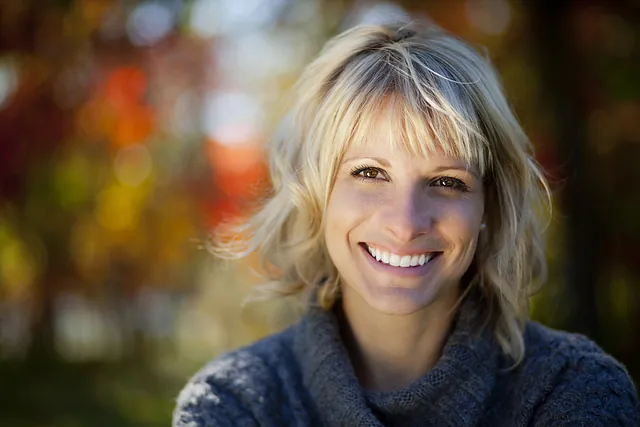 how teeth whitening works